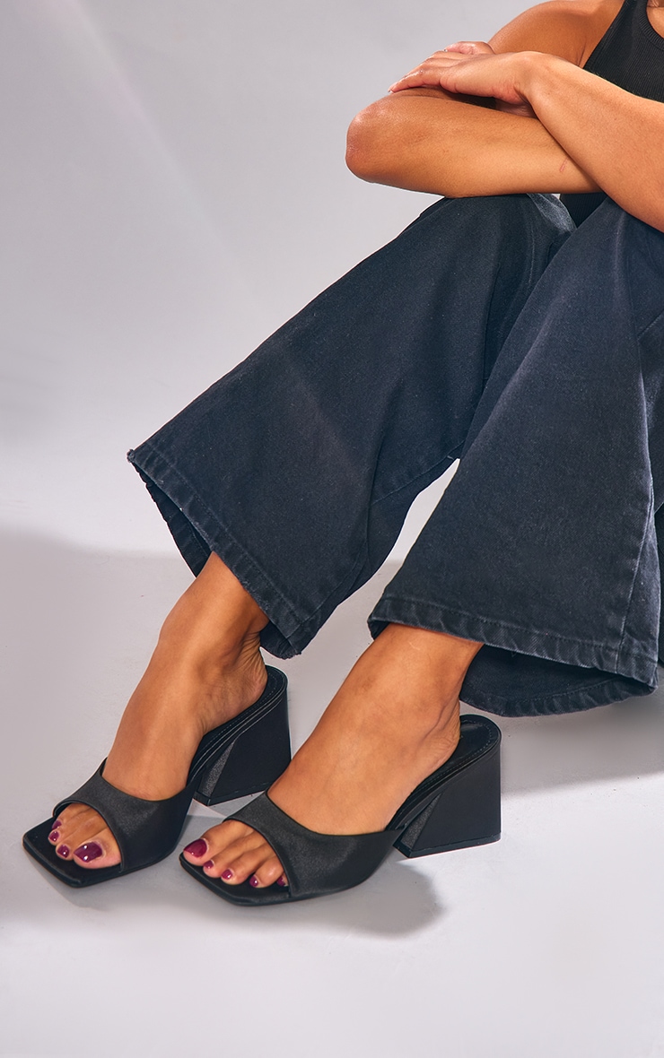 Black Large Match Sq. Toe Satin Block Heeled Mules